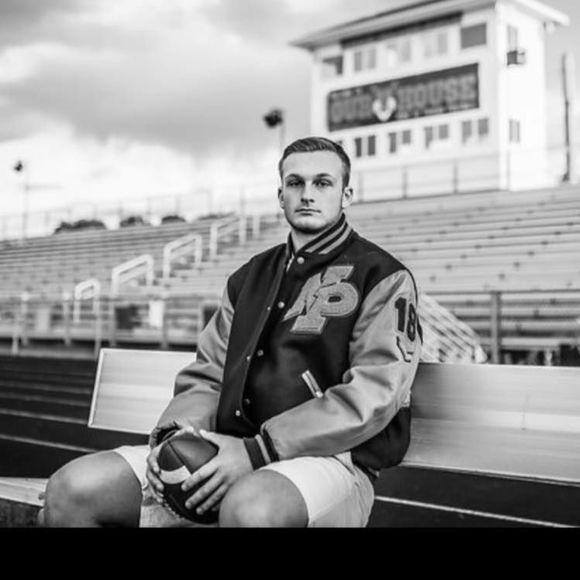 Meet your Posher, Max - Picture 1 of 1